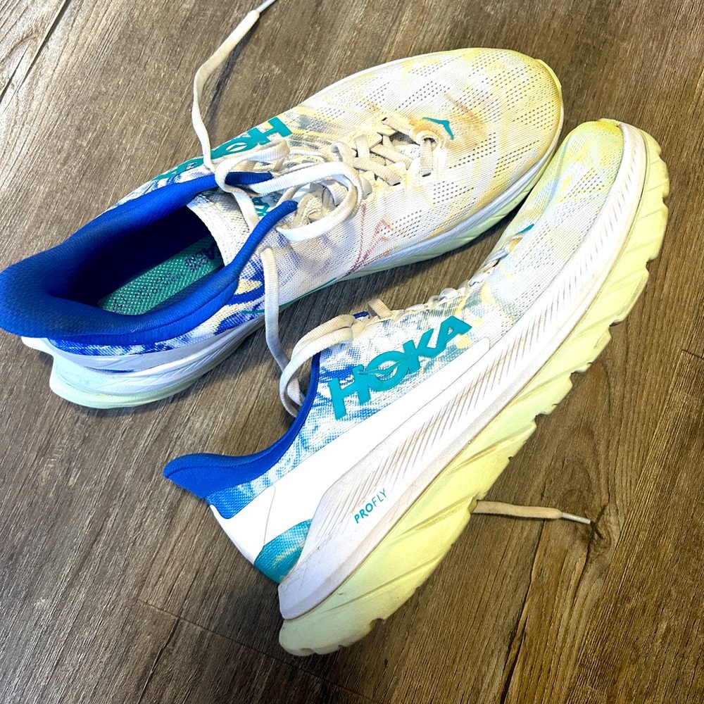 Hoka Mach 4